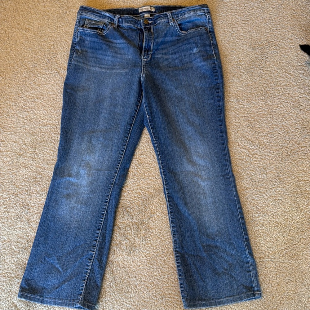 Vintage America Blues Jeans with back pocket stitching.